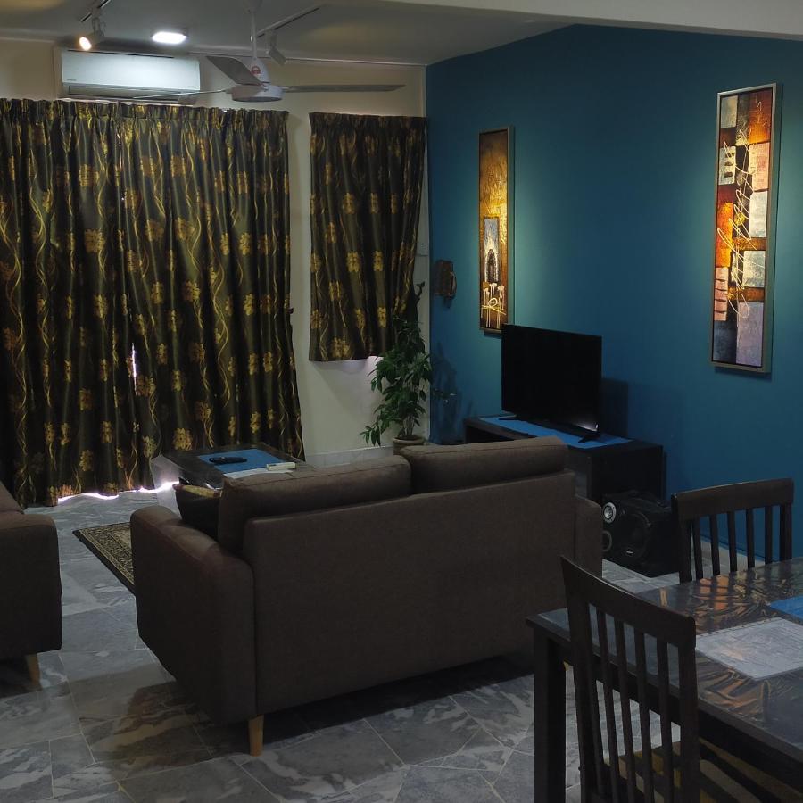 Relaxing Retreats At Cocobay Apartment *
